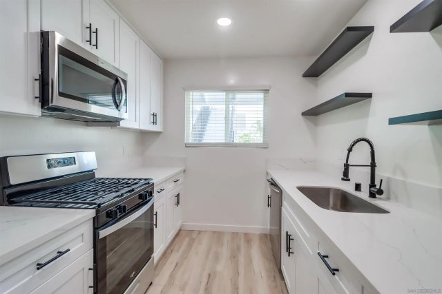 1478 Hornblend Street, San Diego, CA 92109