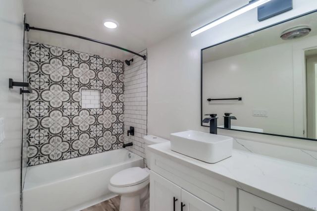 1478 Hornblend Street, San Diego, CA 92109