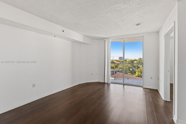 102 SW 6th Ave 605, Miami, FL 33130