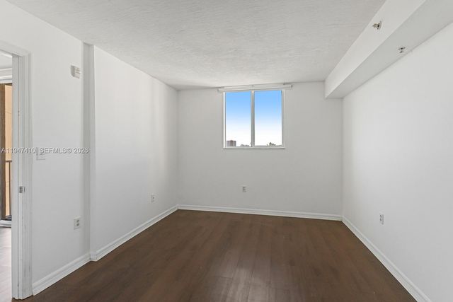 102 SW 6th Ave 605, Miami, FL 33130