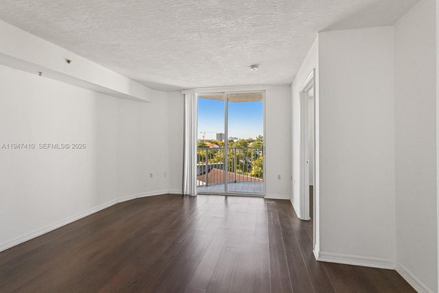 102 SW 6th Ave 605, Miami, FL 33130