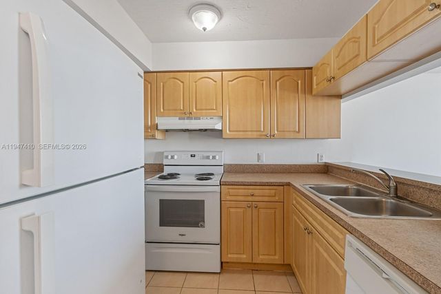 102 SW 6th Ave 605, Miami, FL 33130