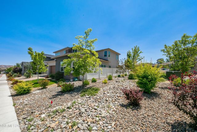 622 Braided Rope Drive, Reno, NV 89511