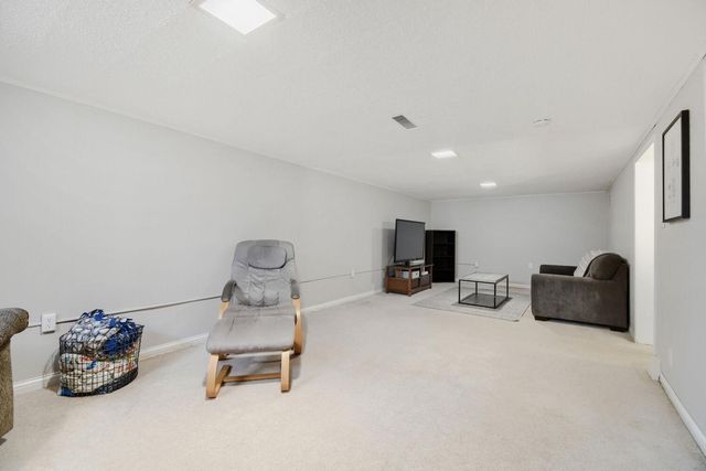 7558 5th Street NE, Fridley, MN 55432