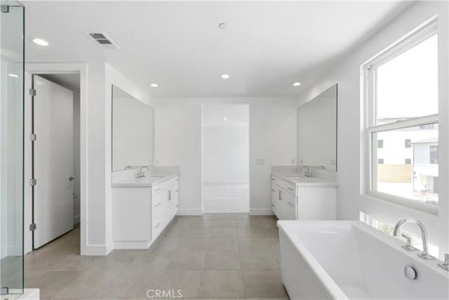153 Apron, Irvine, CA 92618