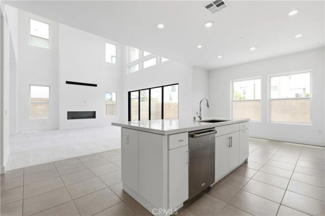 153 Apron, Irvine, CA 92618