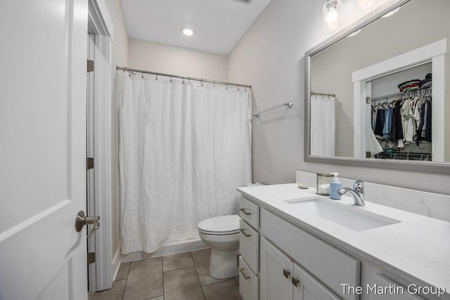 2344 Watertown Way, Grand Rapids, MI 49505