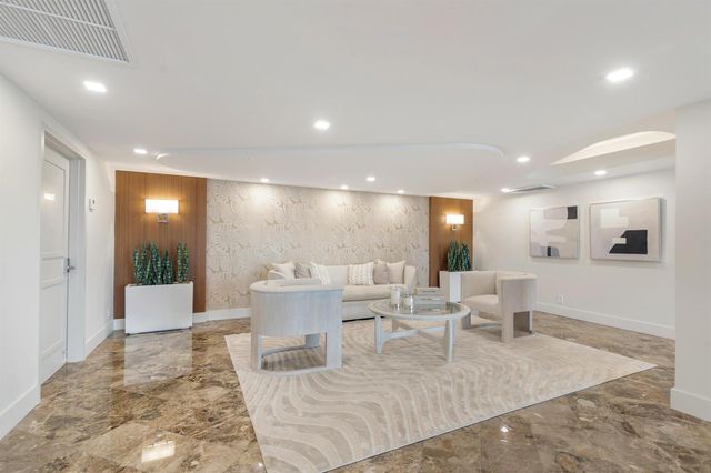 2600 S Ocean Boulevard 302w, Palm Beach, FL 33480