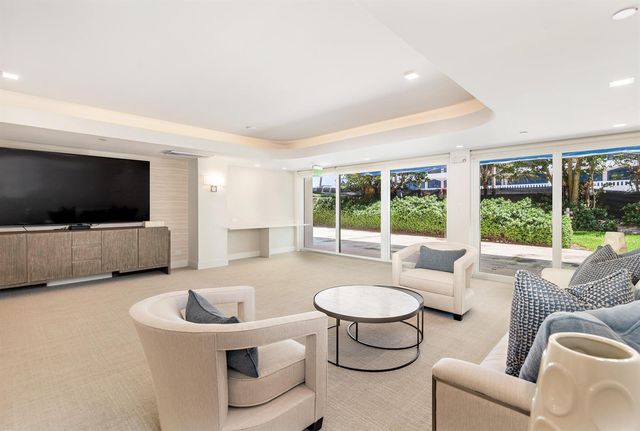 2600 S Ocean Boulevard 302w, Palm Beach, FL 33480