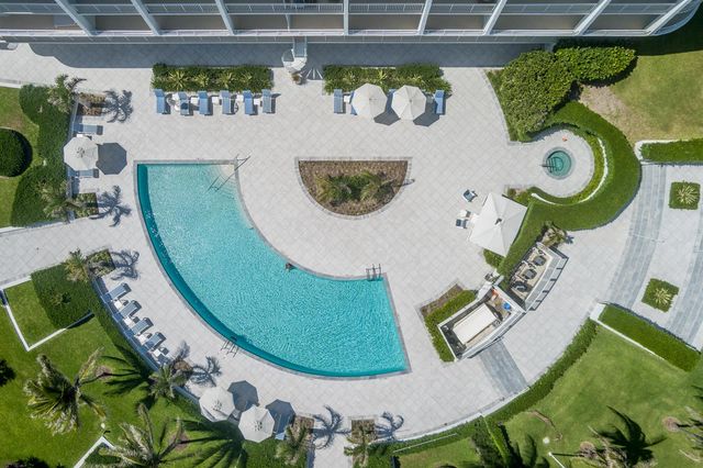 2600 S Ocean Boulevard 302w, Palm Beach, FL 33480