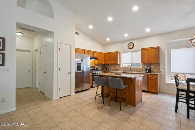 39687 S Buena Vista Drive, Tucson, AZ 85739