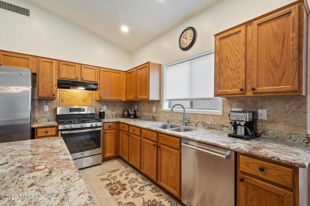 39687 S Buena Vista Drive, Tucson, AZ 85739