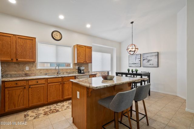 39687 S Buena Vista Drive, Tucson, AZ 85739