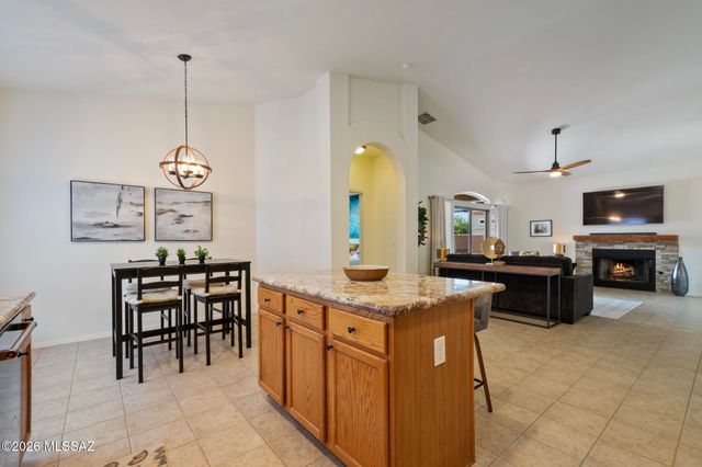39687 S Buena Vista Drive, Tucson, AZ 85739