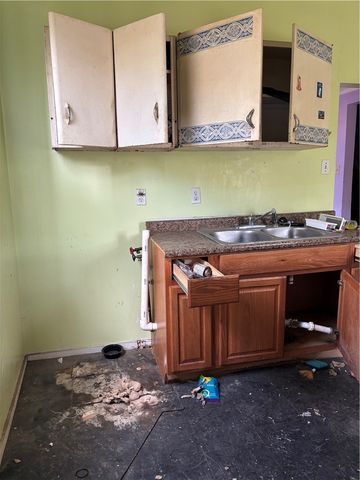 110 Main Street, Coraopolis, PA 15108