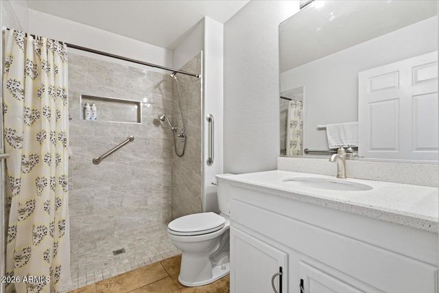 2128 W GAMBIT Trail, Phoenix, AZ 85085