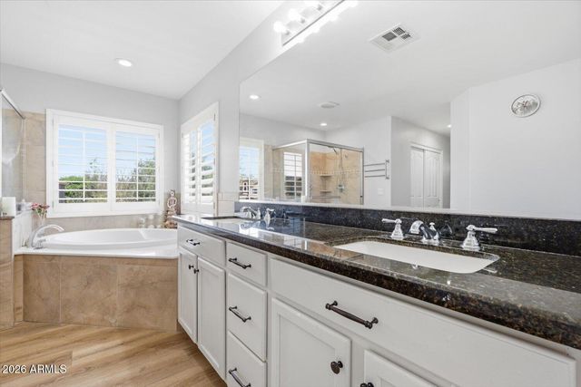 2128 W GAMBIT Trail, Phoenix, AZ 85085