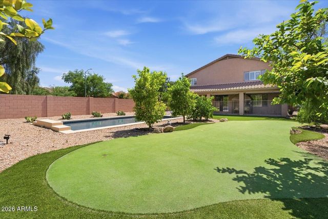 2128 W GAMBIT Trail, Phoenix, AZ 85085