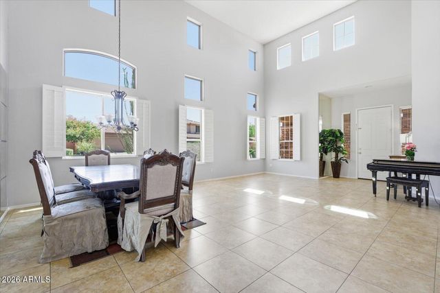 2128 W GAMBIT Trail, Phoenix, AZ 85085