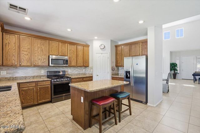 2128 W GAMBIT Trail, Phoenix, AZ 85085