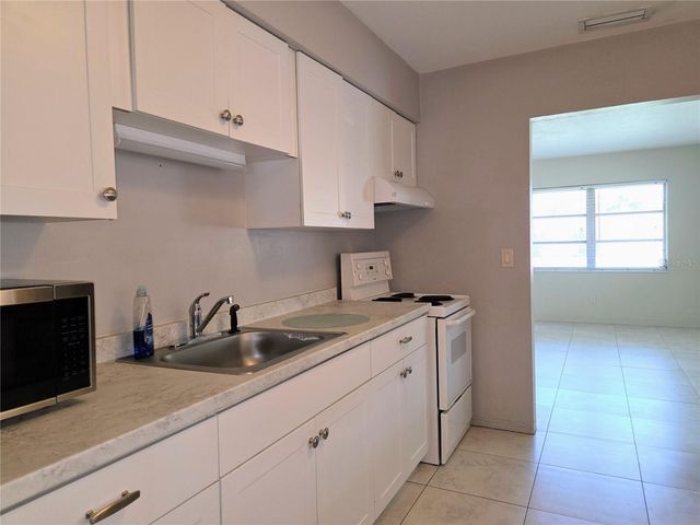 5330 11TH AVENUE N, St Petersburg, FL 33710