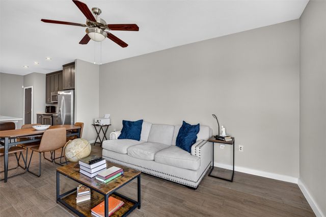 5609 Smu Boulevard 512, Dallas, TX 75206