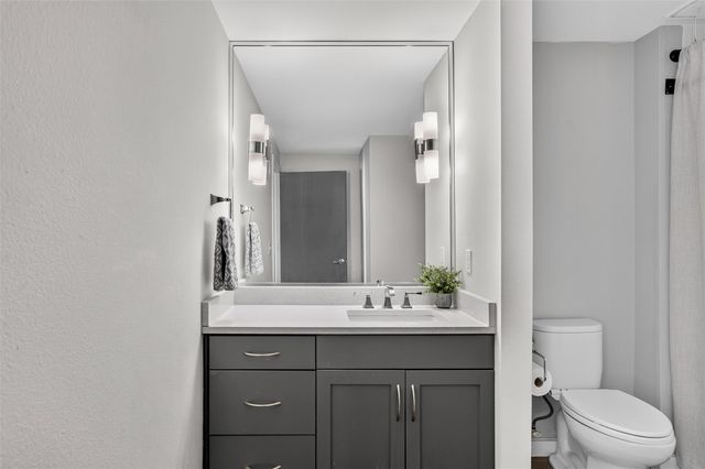 5609 Smu Boulevard 512, Dallas, TX 75206