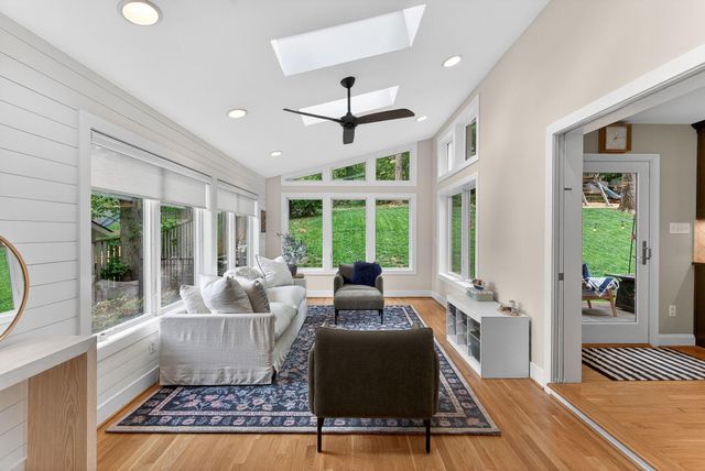 4519 PICKETT RD, Fairfax, VA 22032