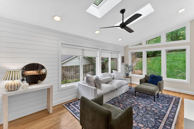 4519 PICKETT RD, Fairfax, VA 22032