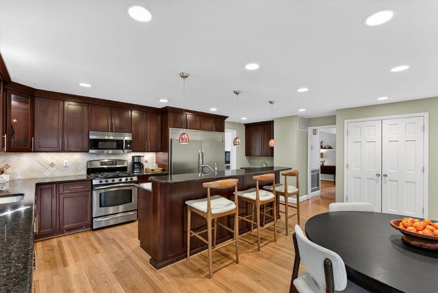4519 PICKETT RD, Fairfax, VA 22032