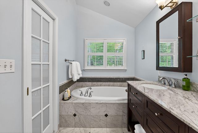 4519 PICKETT RD, Fairfax, VA 22032
