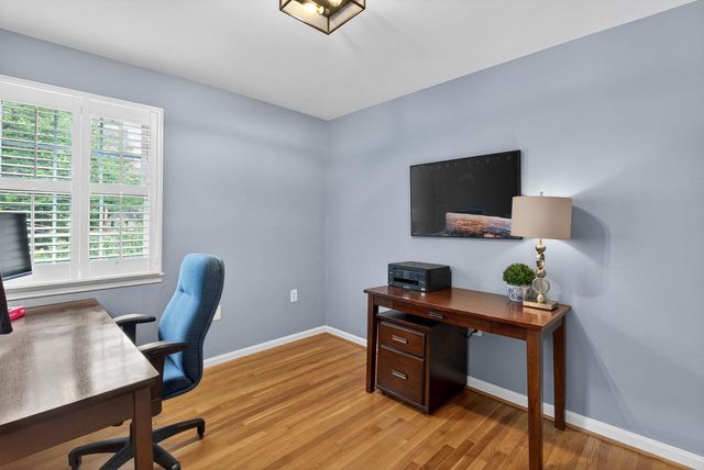 4519 PICKETT RD, Fairfax, VA 22032