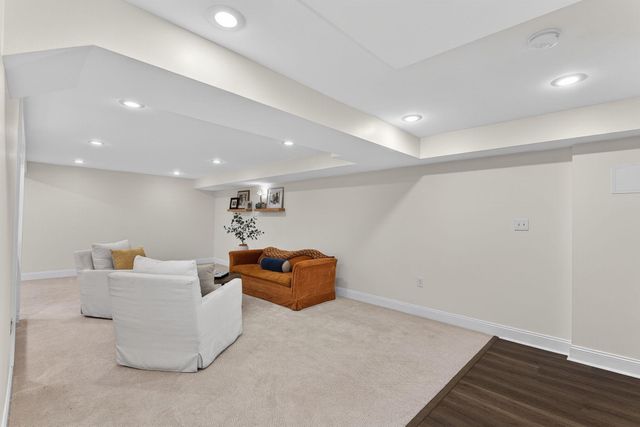 4519 PICKETT RD, Fairfax, VA 22032