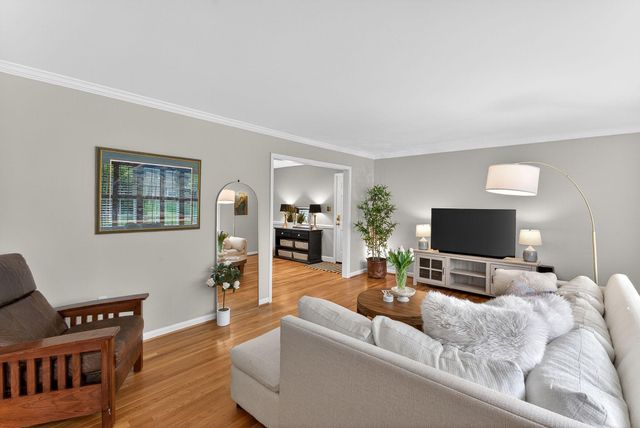 4519 PICKETT RD, Fairfax, VA 22032