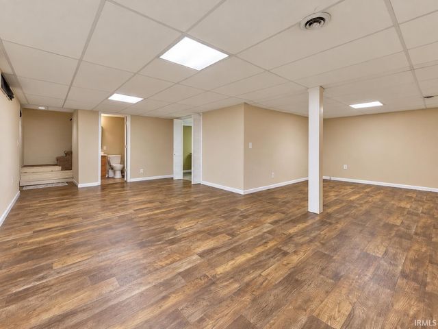 6322 Pfafflin Lake Boulevard, Newburgh, IN 47630