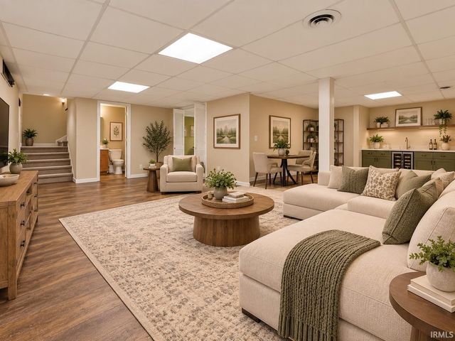 6322 Pfafflin Lake Boulevard, Newburgh, IN 47630