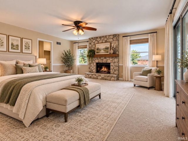 6322 Pfafflin Lake Boulevard, Newburgh, IN 47630