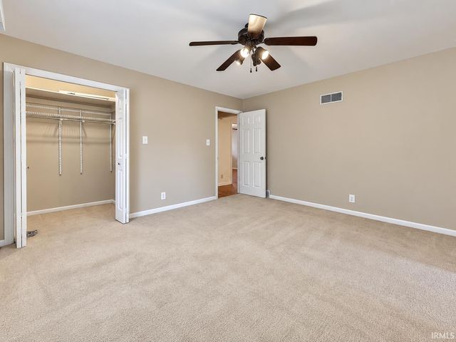 6322 Pfafflin Lake Boulevard, Newburgh, IN 47630
