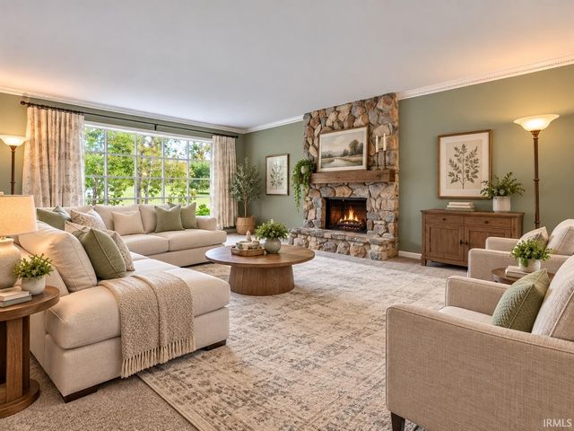 6322 Pfafflin Lake Boulevard, Newburgh, IN 47630