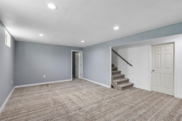 2510 E 38th Court, Des Moines, IA 50317