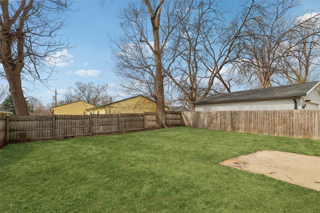 2510 E 38th Court, Des Moines, IA 50317