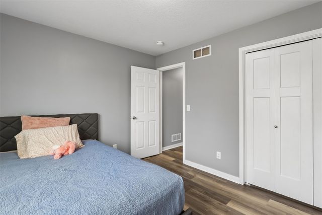 2510 E 38th Court, Des Moines, IA 50317