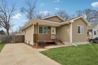 2510 E 38th Court, Des Moines, IA 50317
