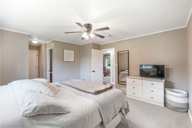 434 Amber Lane, Elk Run Heights, IA 50707