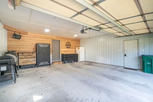 434 Amber Lane, Elk Run Heights, IA 50707