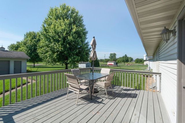 434 Amber Lane, Elk Run Heights, IA 50707