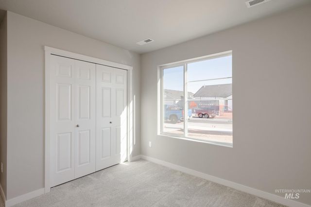 7413 S Menzingers Ave, Meridian, ID 83642