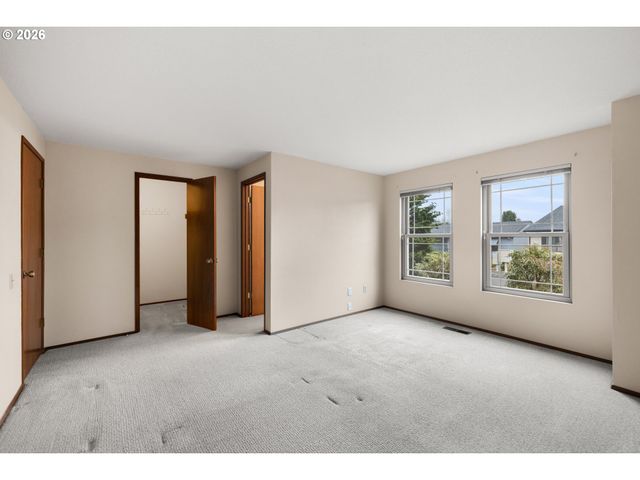 2239 Ne 153RD Ave, Portland, OR 97230