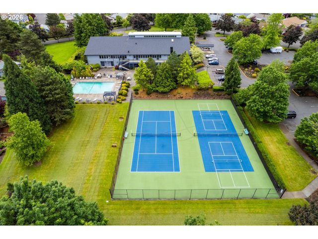 2239 Ne 153RD Ave, Portland, OR 97230