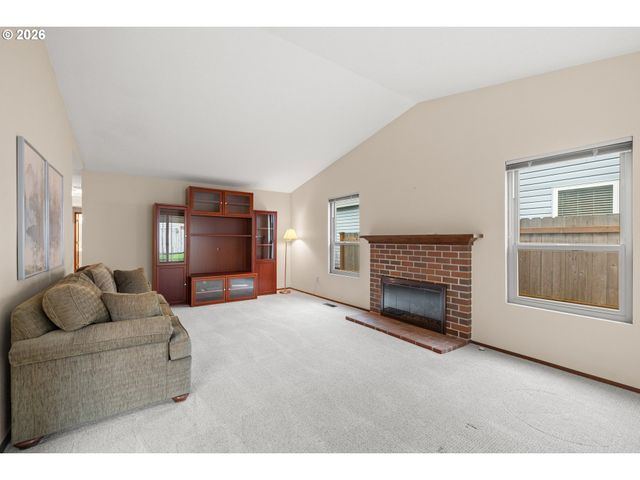 2239 Ne 153RD Ave, Portland, OR 97230